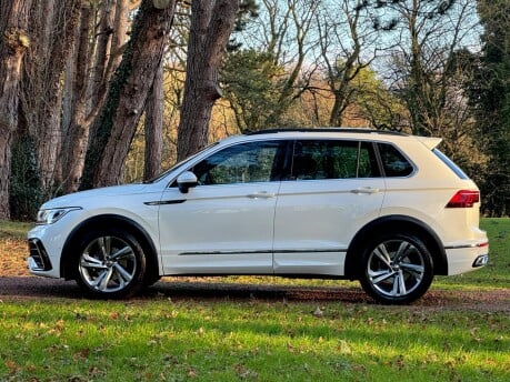 Volkswagen Tiguan R-LINE EDITION TSI DSG 13