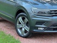 Volkswagen Tiguan Allspace SEL TDI 4MOTION DSG 10