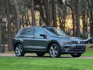 Volkswagen Tiguan Allspace SEL TDI 4MOTION DSG 31