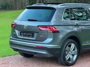 Volkswagen Tiguan Allspace SEL TDI 4MOTION DSG 46