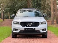 Volvo XC40 RECHARGE T5 R-DESIGN PRO 7