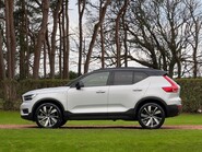 Volvo XC40 RECHARGE T5 R-DESIGN PRO 16