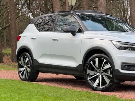 Volvo XC40 RECHARGE T5 R-DESIGN PRO 19