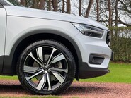 Volvo XC40 RECHARGE T5 R-DESIGN PRO 42