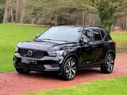 Volvo XC40 RECHARGE T4 R-DESIGN 6