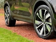 Volvo XC40 RECHARGE T4 R-DESIGN 14