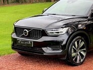 Volvo XC40 RECHARGE T4 R-DESIGN 18