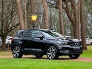 Volvo XC40 RECHARGE T4 R-DESIGN 23