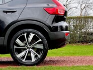 Volvo XC40 RECHARGE T4 R-DESIGN 44