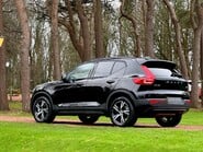 Volvo XC40 B4 R-DESIGN MHEV 5