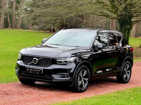 Volvo XC40 B4 R-DESIGN MHEV 13