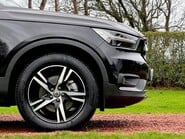 Volvo XC40 B4 R-DESIGN MHEV 33