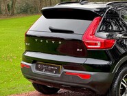 Volvo XC40 B4 R-DESIGN MHEV 38