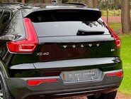 Volvo XC40 B4 R-DESIGN MHEV 41