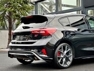 Ford Focus ST 6