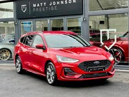 Ford Focus ST-LINE MHEV 15