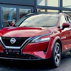 Nissan Qashqai DIG-T N-CONNECTA DCT MHEV 1