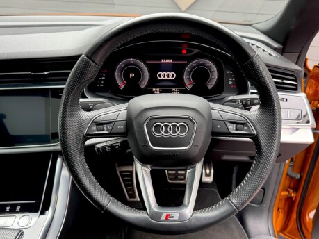 Audi Q8 TDI QUATTRO S LINE MHEV 19