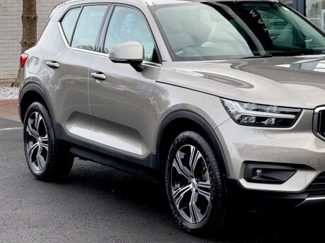 Volvo XC40 RECHARGE T5 INSCRIPTION PRO 8