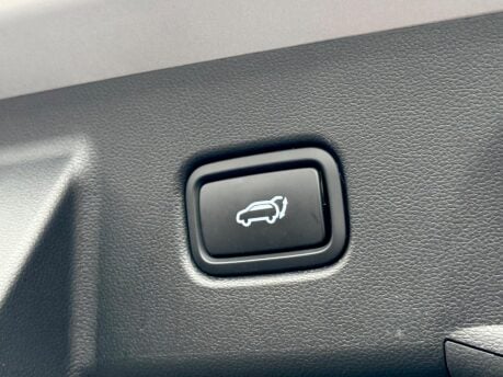 Hyundai TUCSON T-GDI ULTIMATE 58