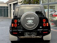 Land Rover Defender X-DYNAMIC HSE 28