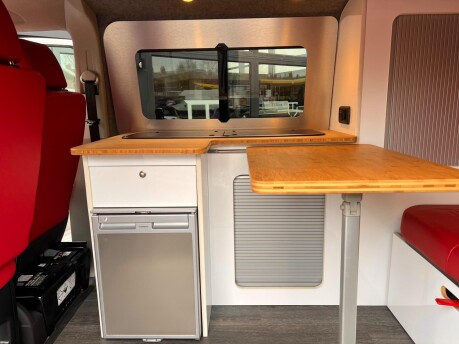 Volkswagen Transporter T28 TDI P/V STARTLINE BMT 17