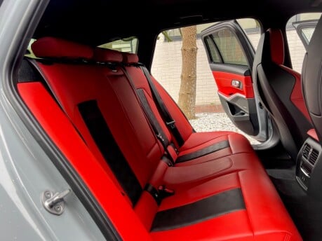 BMW M3 M3 COMPETITION M XDRIVE 33