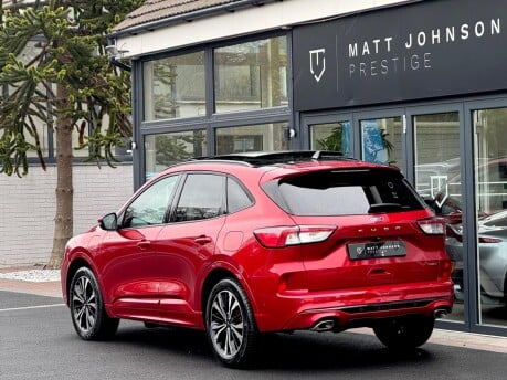 Ford Kuga ST-LINE X EDITION 6