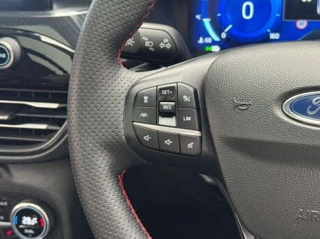 Ford Kuga ST-LINE X EDITION 21
