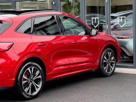 Ford Kuga ST-LINE X EDITION 50
