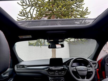 Ford Kuga ST-LINE X EDITION 3