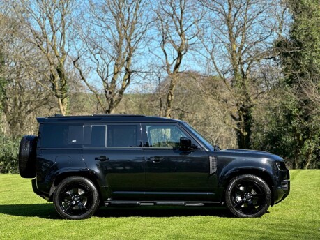 Land Rover Defender XS EDITION PHEV 2