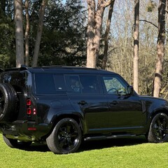 Land Rover Defender XS EDITION PHEV 2