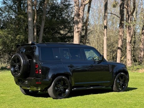 Land Rover Defender XS EDITION PHEV 3