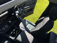 Land Rover Defender XS EDITION PHEV 11