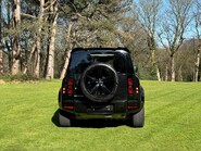 Land Rover Defender XS EDITION PHEV 16