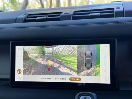 Land Rover Defender XS EDITION PHEV 23