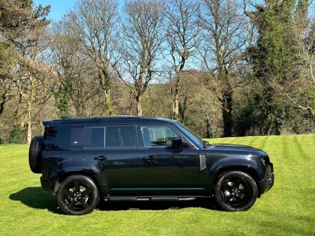 Land Rover Defender XS EDITION PHEV 29