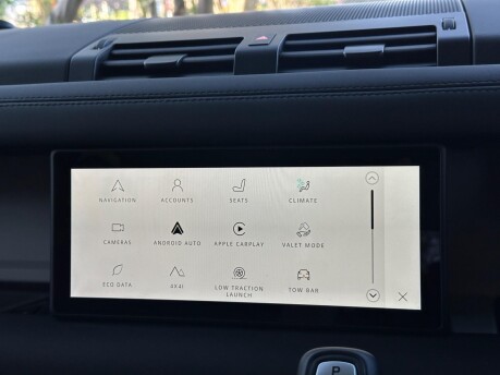 Land Rover Defender XS EDITION PHEV 46