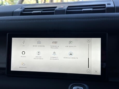 Land Rover Defender XS EDITION PHEV 47