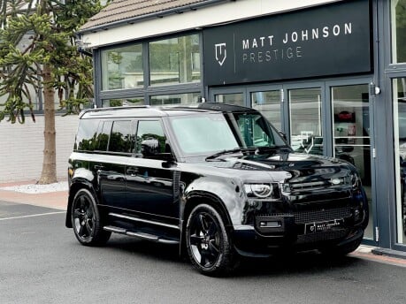 Land Rover Defender XS EDITION PHEV 1