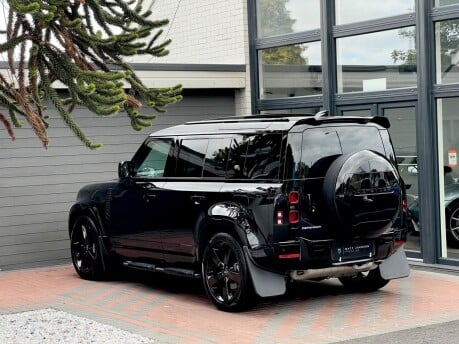 Land Rover Defender XS EDITION PHEV 5