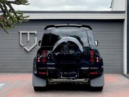 Land Rover Defender XS EDITION PHEV 13