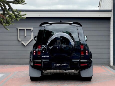Land Rover Defender XS EDITION PHEV 13