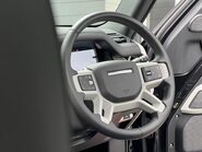 Land Rover Defender XS EDITION PHEV 18