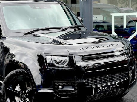 Land Rover Defender XS EDITION PHEV 26