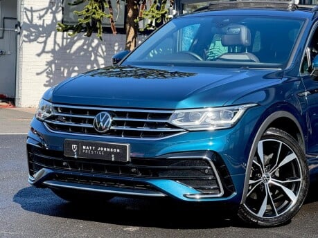 Volkswagen Tiguan R-LINE TDI 4MOTION DSG 32