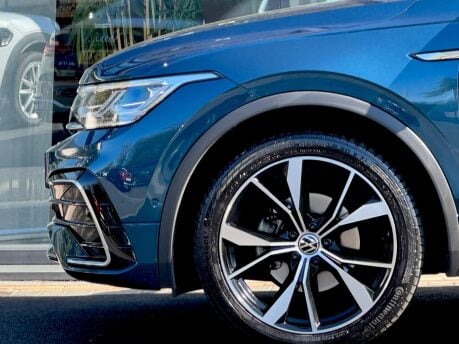 Volkswagen Tiguan R-LINE TDI 4MOTION DSG 40
