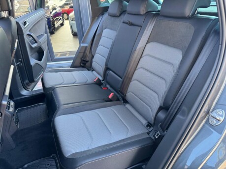 Volkswagen Tiguan R-LINE TECH TDI 4MOTION DSG 4