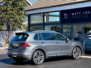 Volkswagen Tiguan R-LINE TECH TDI 4MOTION DSG 6